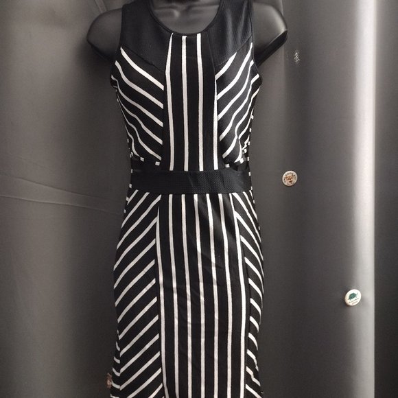 Summer of Dinner Dress LOVE Size S - Picture 1 of 8